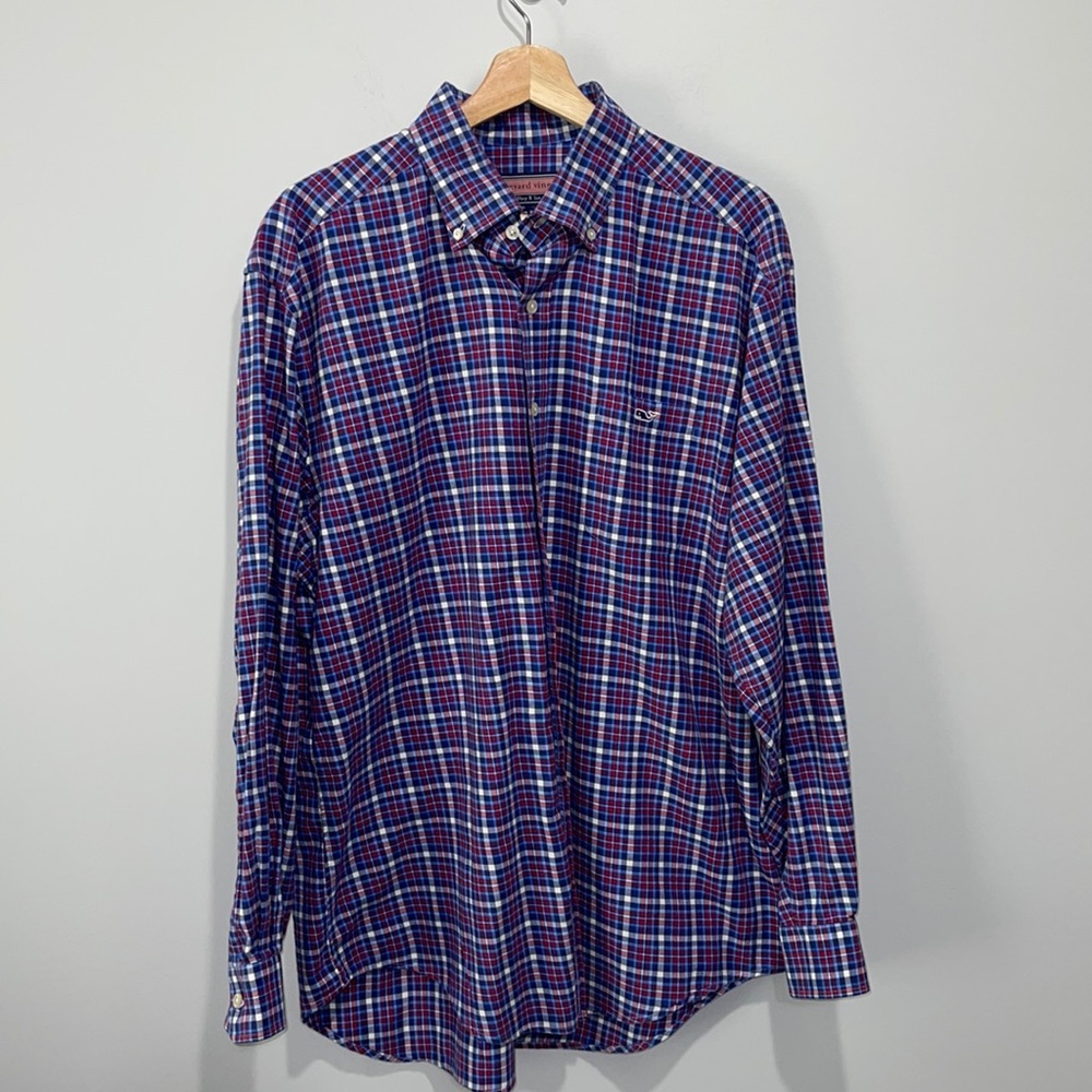 Vineyard Vines men’s size large Tucker cotton shirt long sleeve blue red square